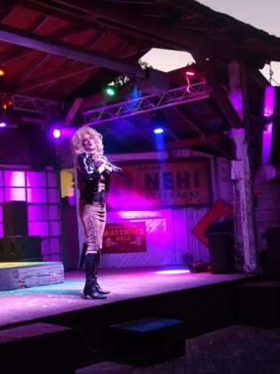 <p><p>Gabbi Haze brings the house down with a lip sync of "What's Up" by 4 Non Blondes</p></p><p></p>