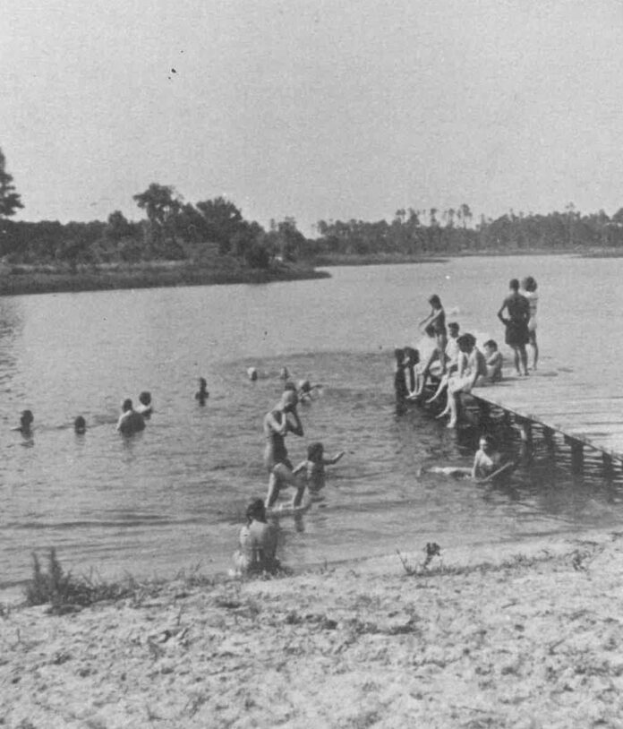 lake lindley 1940s swimming